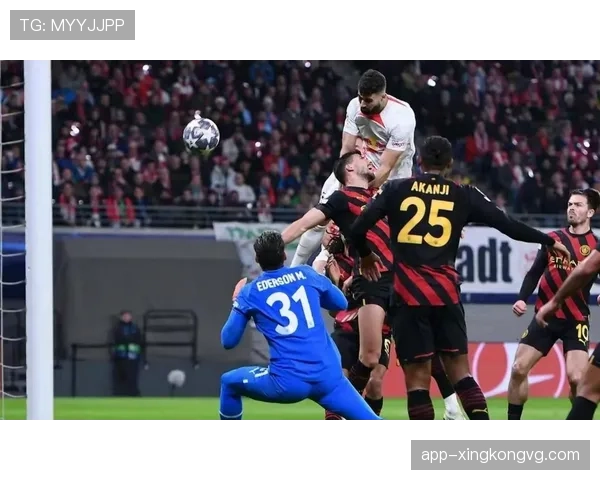 曼联防线失误频繁问题持续，对赛季稳定性形成考验